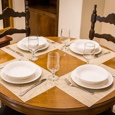 Classy 2 Bedroom Apartment Near Acropolis & Metro Athén Kültér fotó