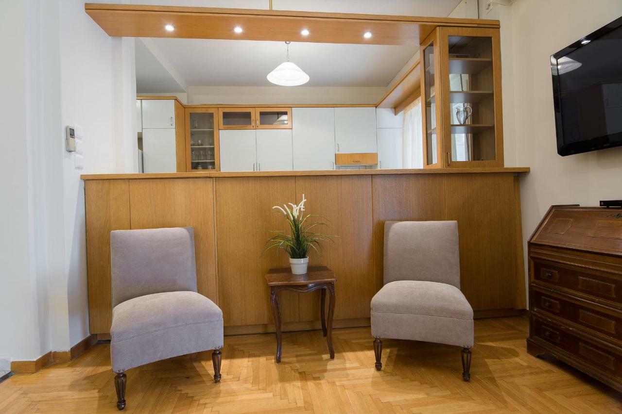 Classy 2 Bedroom Apartment Near Acropolis & Metro Athén Kültér fotó