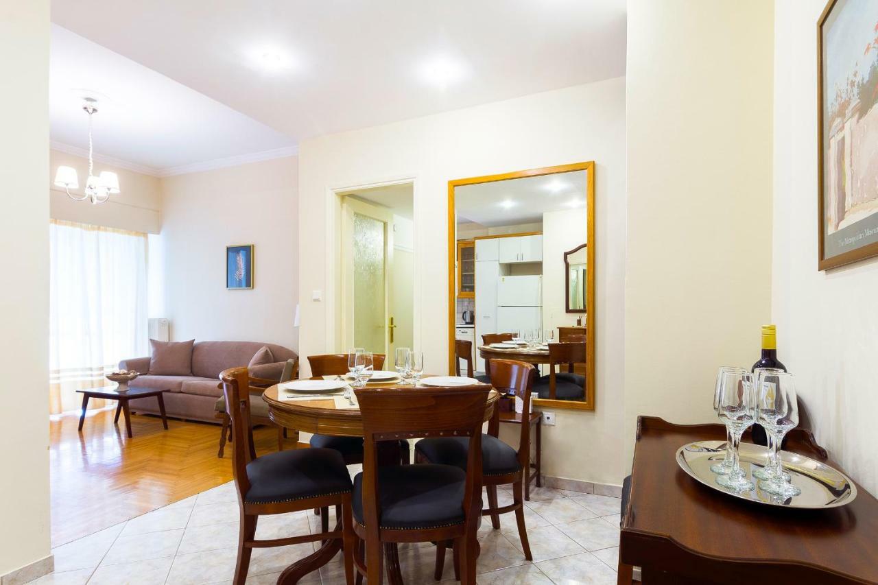 Classy 2 Bedroom Apartment Near Acropolis & Metro Athén Kültér fotó