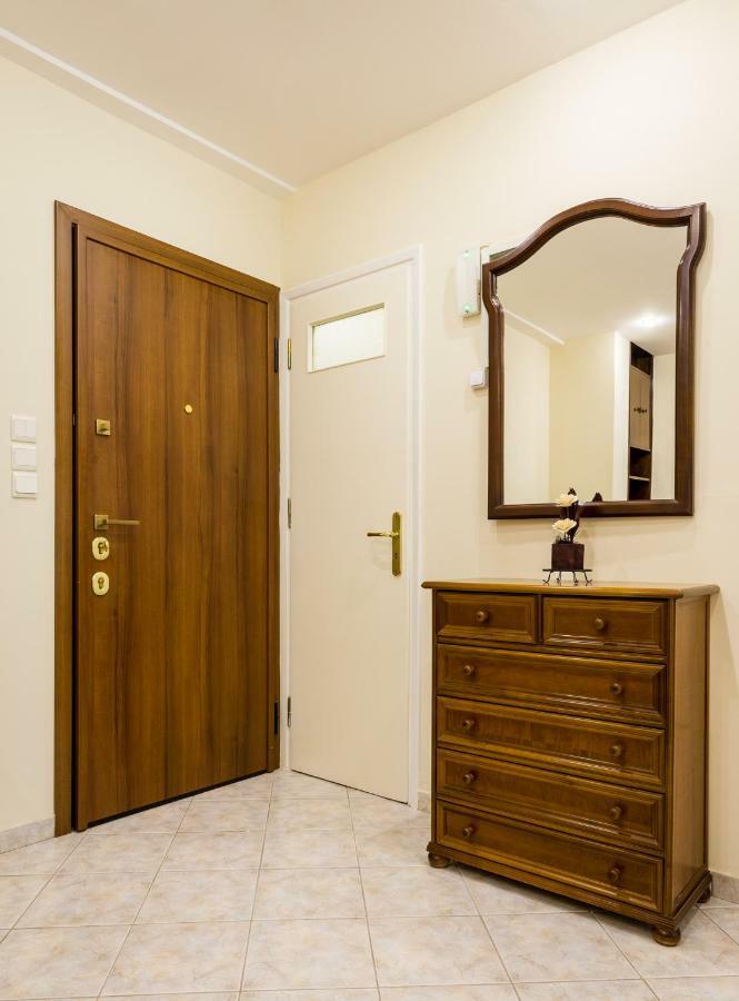 Classy 2 Bedroom Apartment Near Acropolis & Metro Athén Kültér fotó