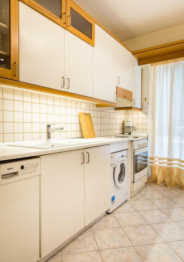 Classy 2 Bedroom Apartment Near Acropolis & Metro Athén Kültér fotó