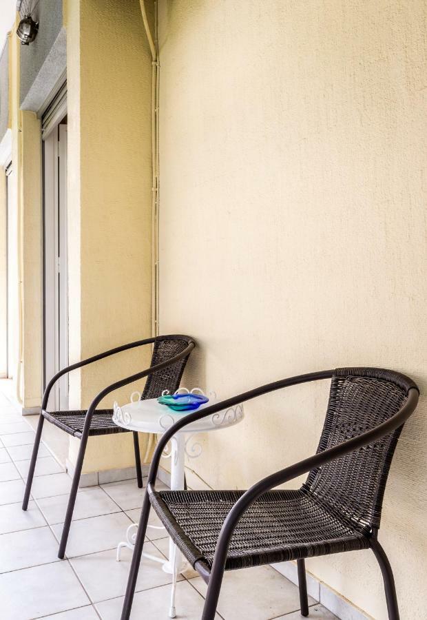 Classy 2 Bedroom Apartment Near Acropolis & Metro Athén Kültér fotó